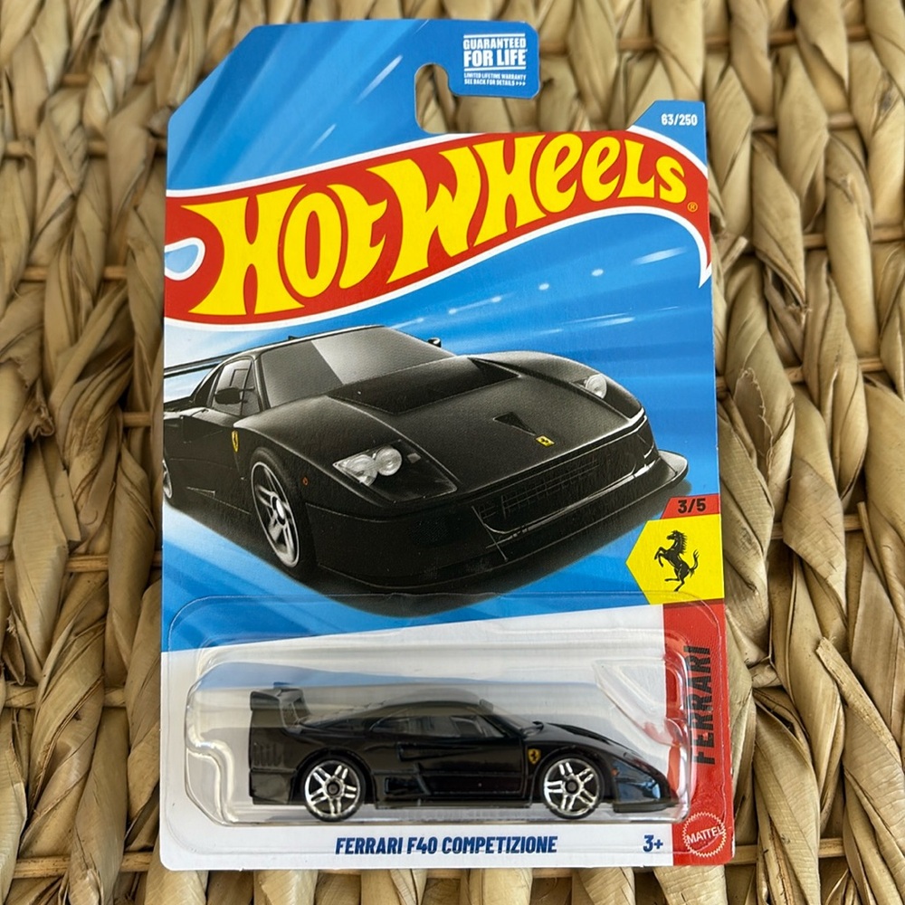 Ferrari F40 Competizione Black Car Hot Wheels Racing HotWheels Racer New 2026